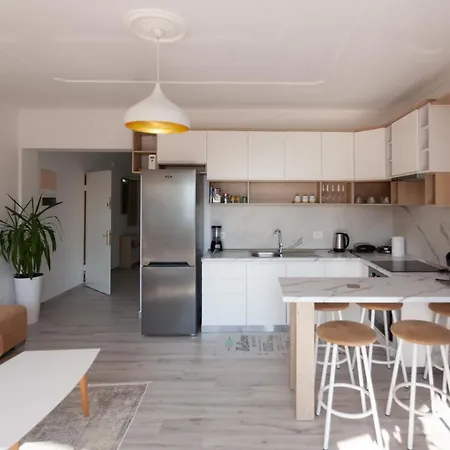 Mabel's Home. Modern Апартаменты