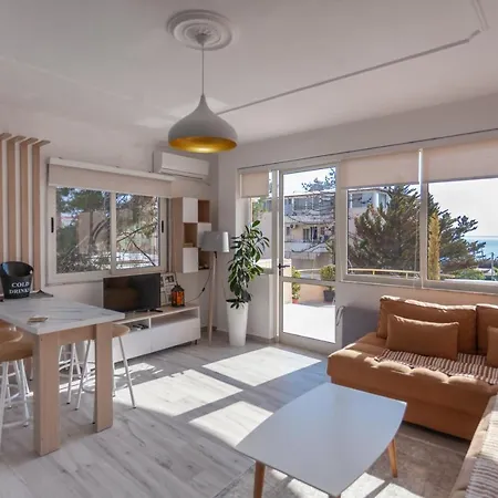 Mabel's Home. Modern