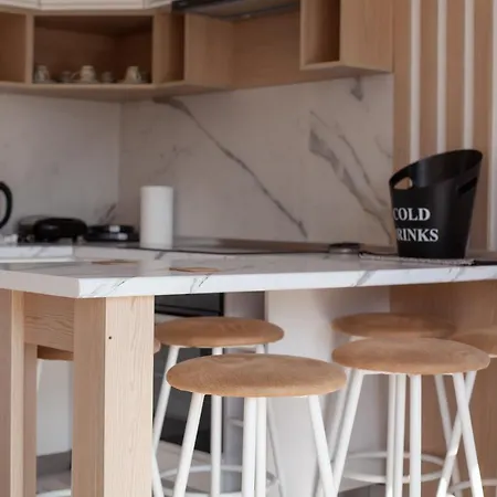 Mabel's Home. Modern